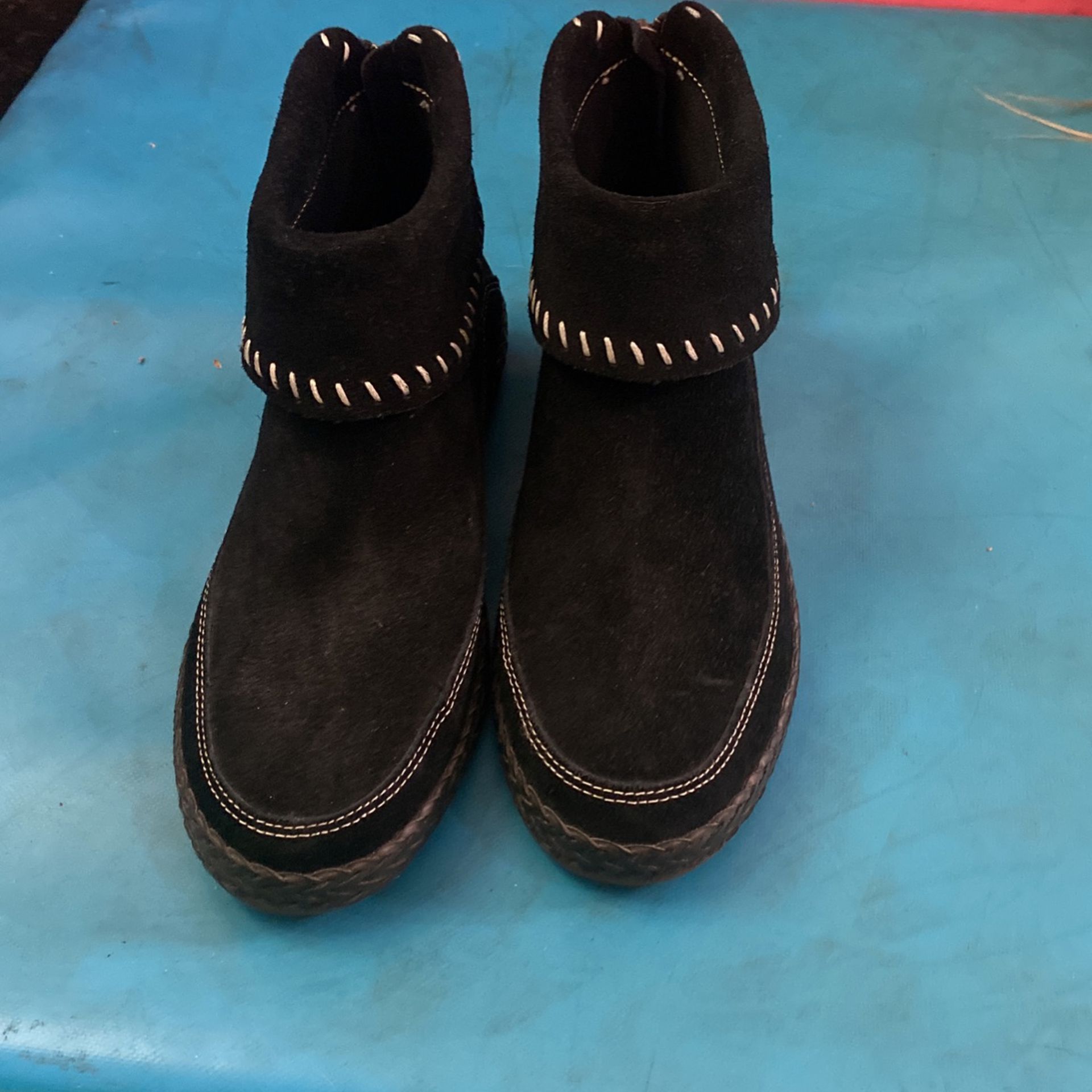 Uggs Black Suede Boots Women Size 8