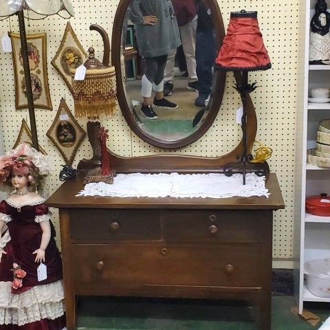 vintage dresser with oval mirror Rosewood Antique Victorian Ornate & marble top and everyday belongings find a beautiful home Antique Dresser with Oval Mirror