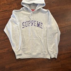 Supreme Heart Arc Hoodie New Size XXL