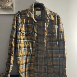 9, high quality brands (old navy, polo, nautica, ect) shirts 