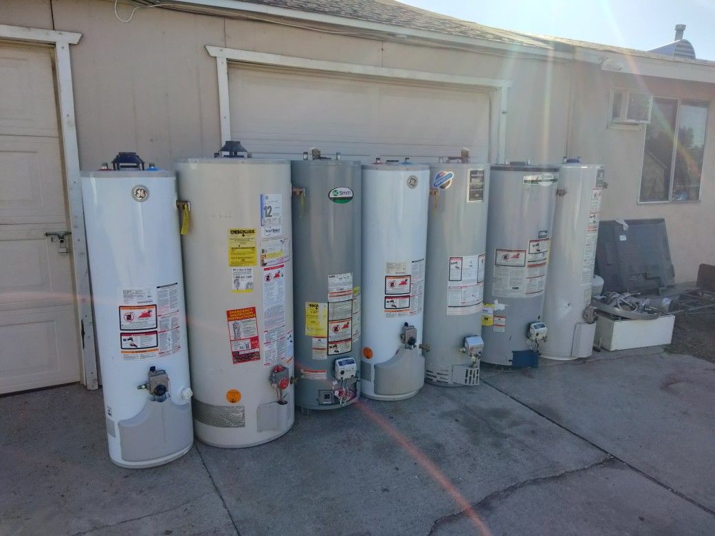 Water Heater Boyler 40 Gallons And 75 Gallons Electric Water Heaters And  Propane Gas for Sale in Fontana, CA - OfferUp