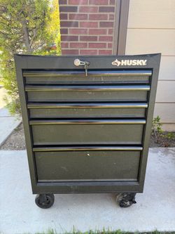 Husky Rolling Tool Cabinet with Key Lock