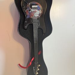 Guitarmania Mini Guitar -book Of Dreams 1976