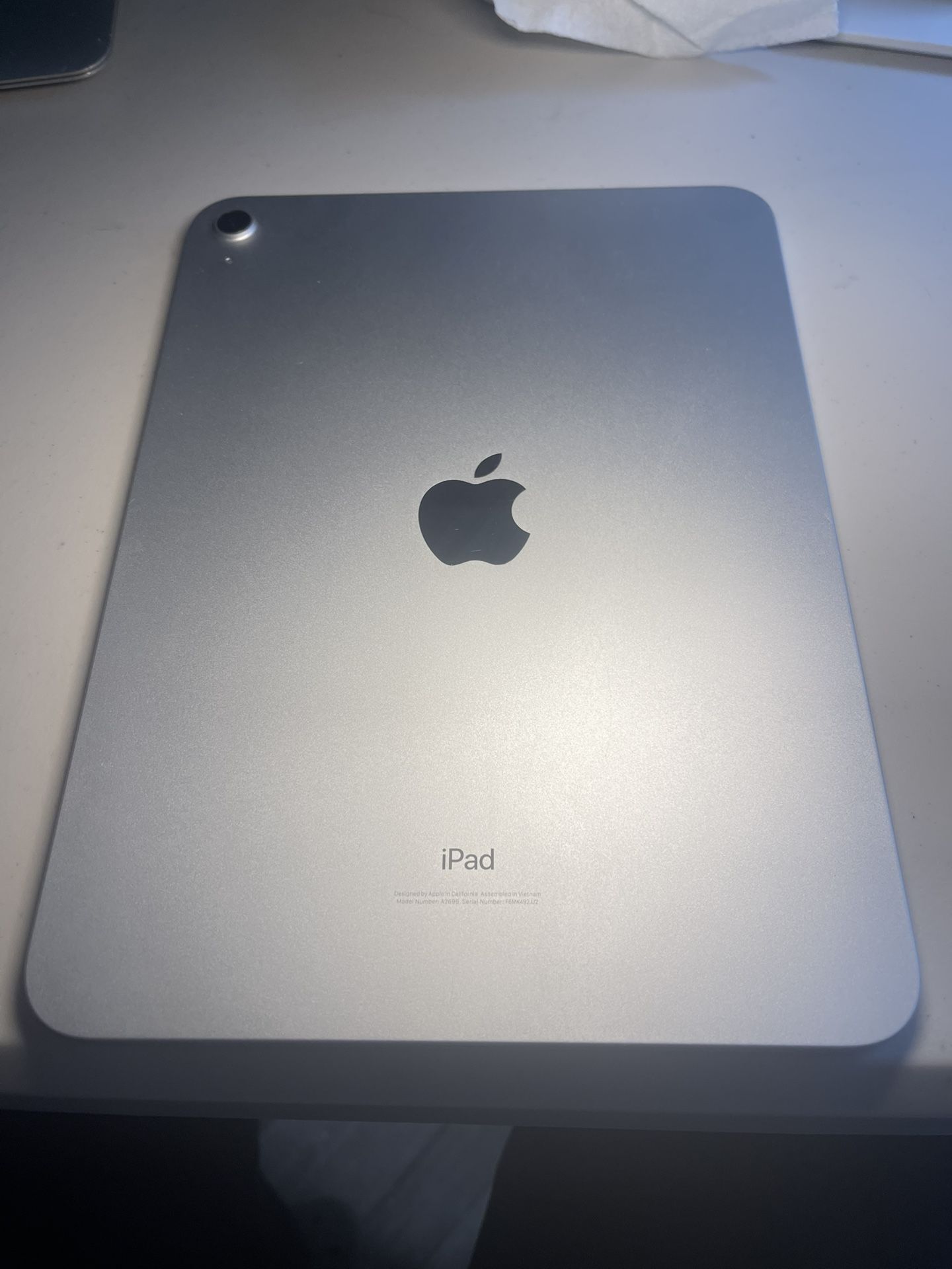 iPad 10.9 Brand New