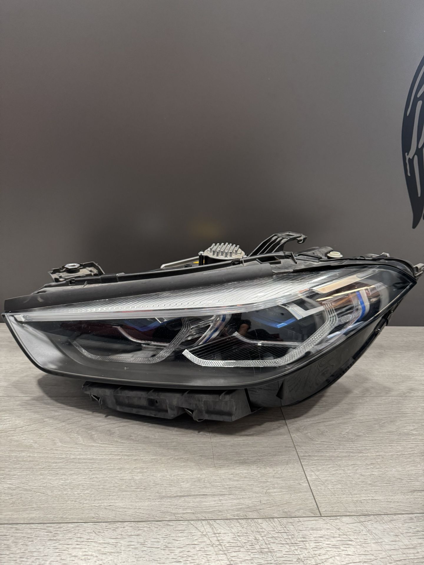 BMW 8-Series L Headlight (Left headlight) 840i 850i M8