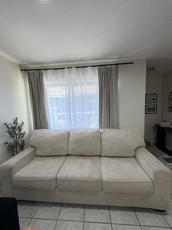 Cream/Beige 3-Seat Sofa – Good Condition