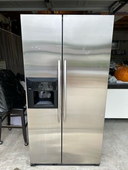 Kitchen Aid side by side refrigerator , ice maker works but doesn’t dispense on the door