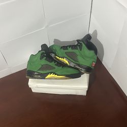 Jordan Retro 5 Oregon
