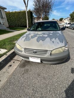 Toyota Camry 1999