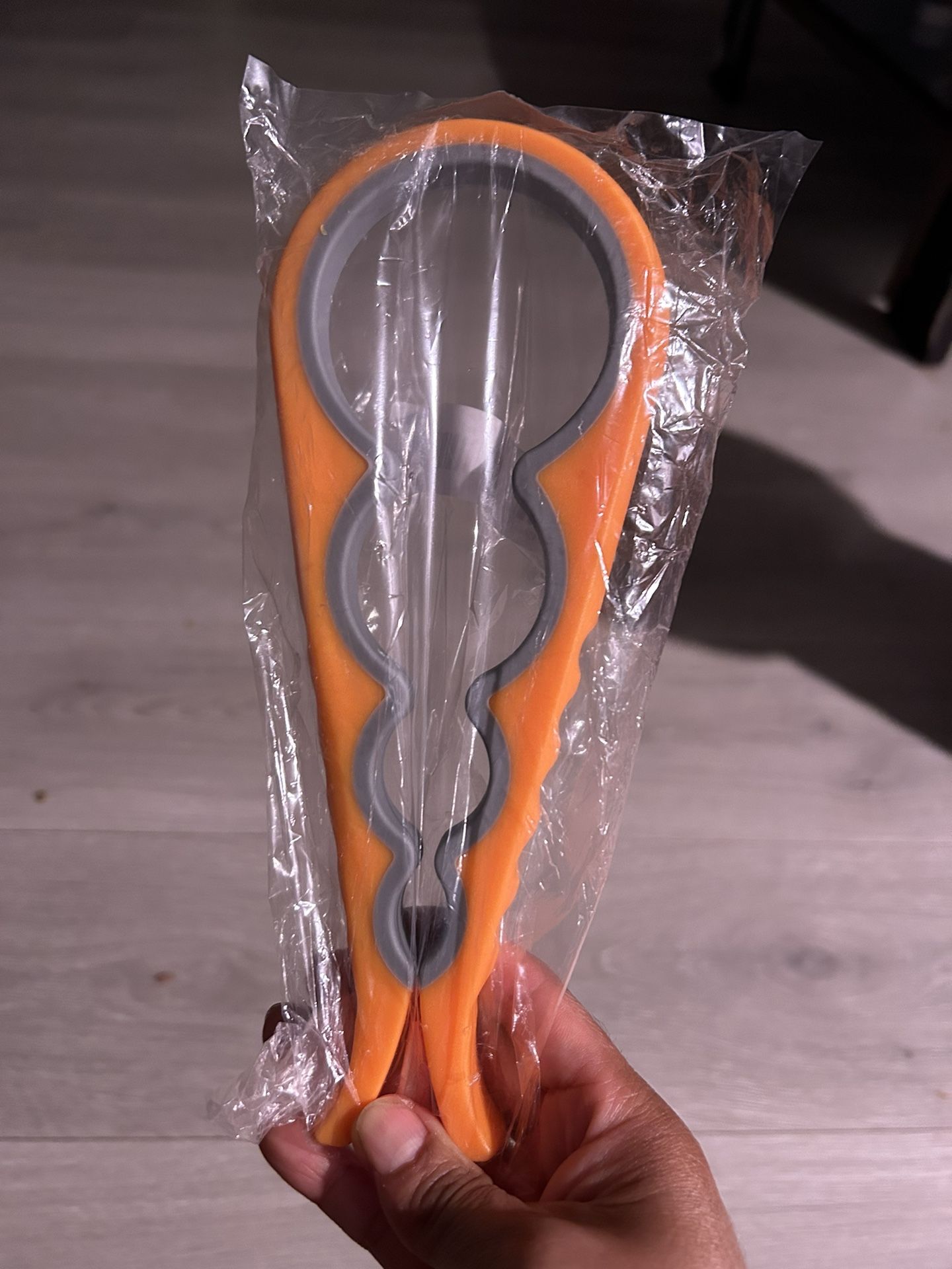 Can Opener For RA Hands