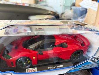 Toy Ferrari f80 toy car 1/18