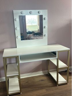 Light up Mirror Vanity