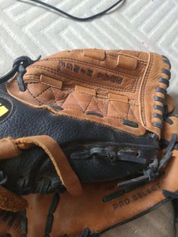 Wilson Pro Select Baseball Glove