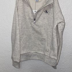 NEW Calvin Klein // Sweater || 7T