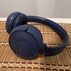 Wireless jBl Headphones 