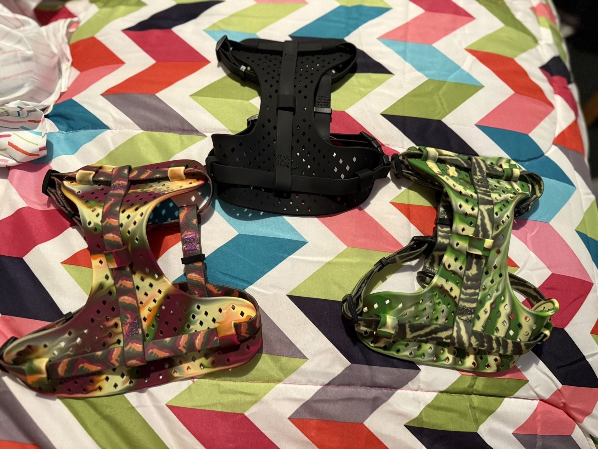 Anti odor silicone dog harness SIZE small $5 each