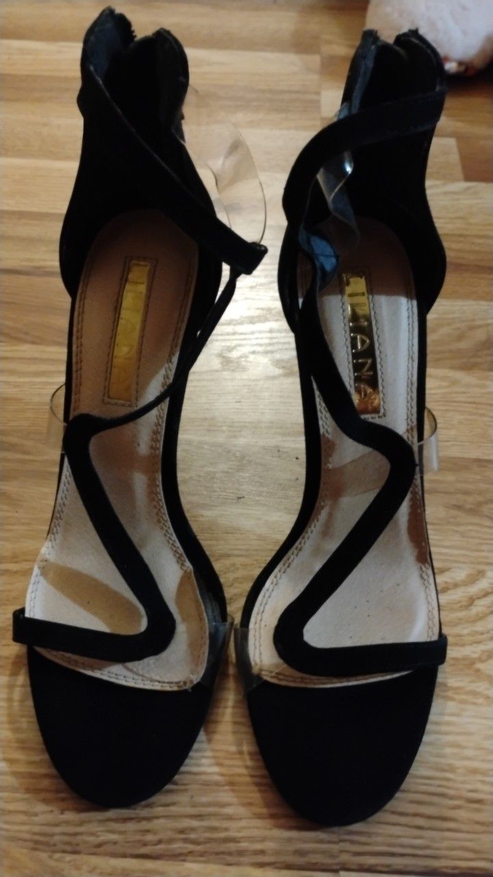 Women's 7.5 heels π