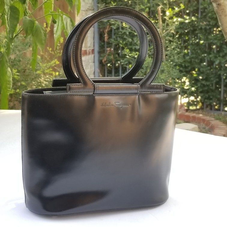 Salvatore Ferragamo Large Gancini loop top handle Small leather bag