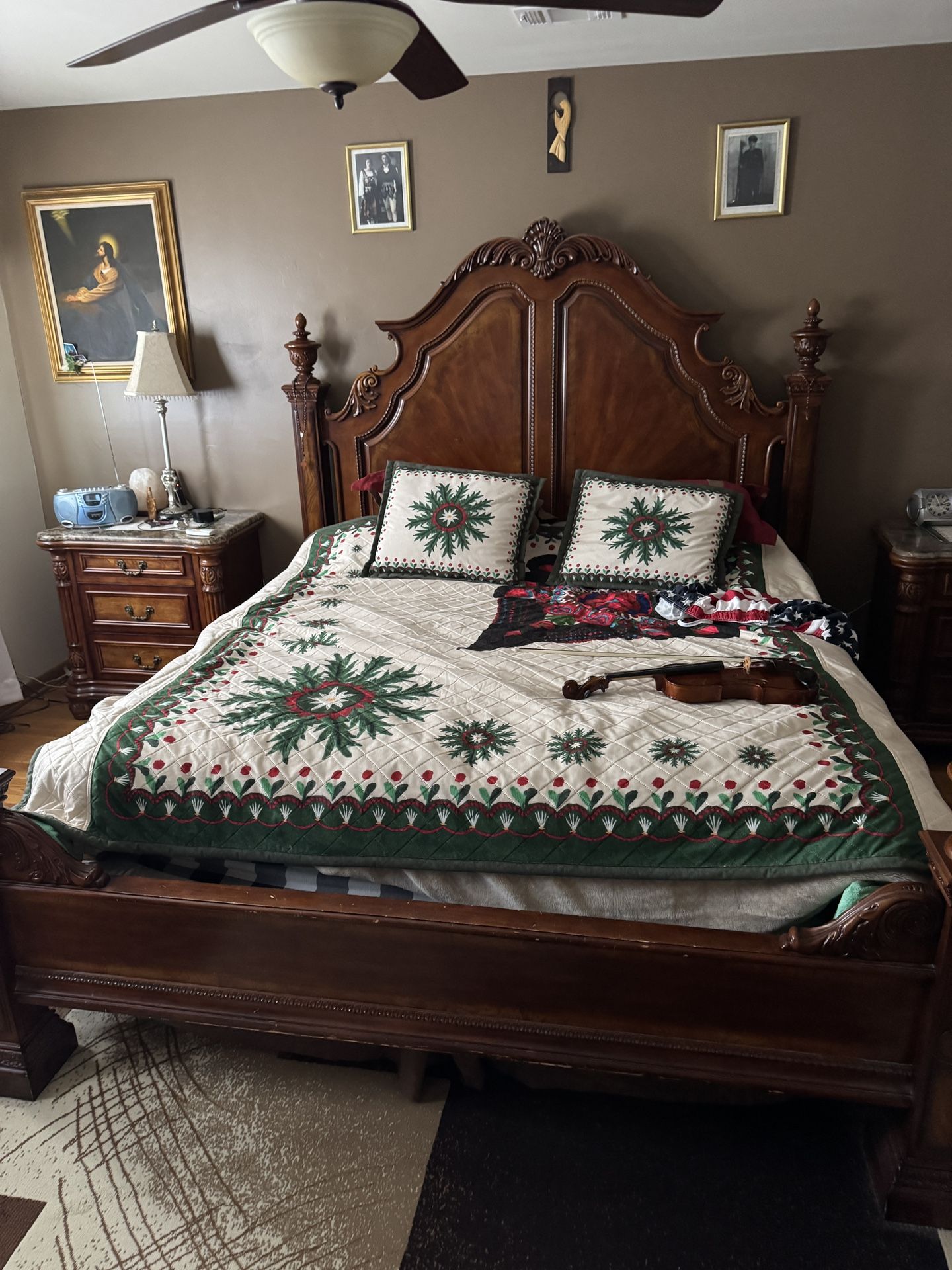 King Size Wood Bedroom Set