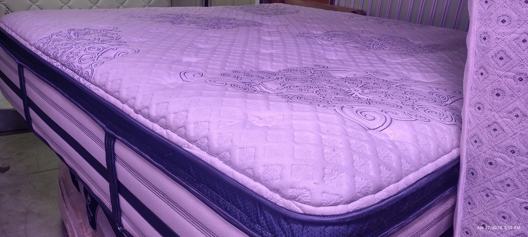 New Like King Beauty Rest Mattress 16" Tall 