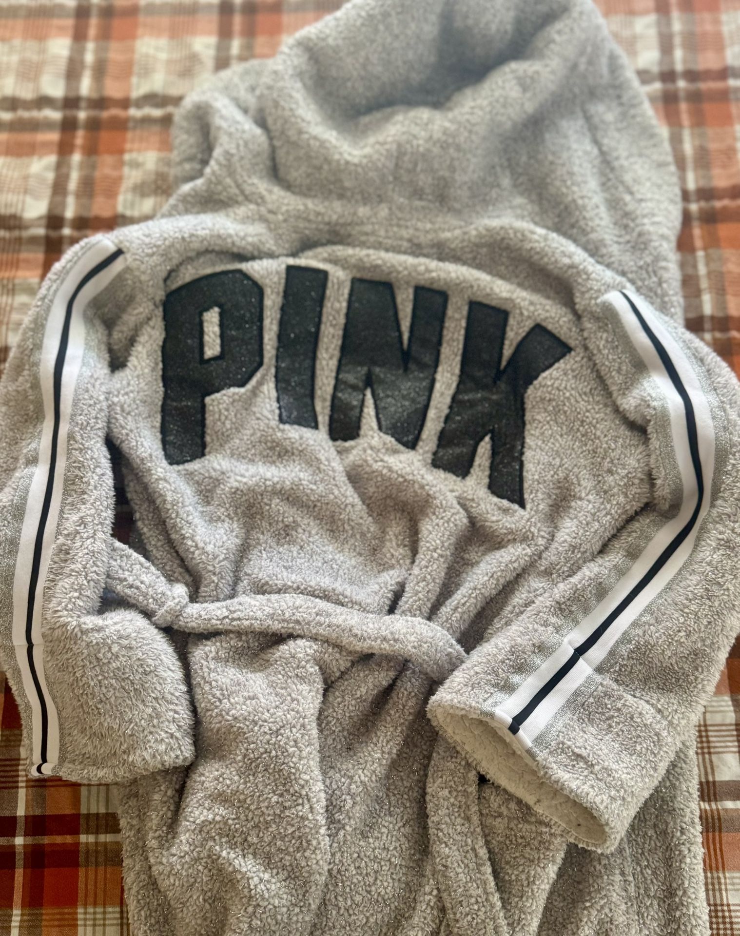 PINK Robe 