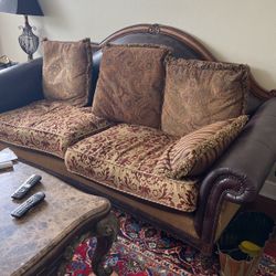 Havertys Couch