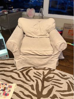 Free upholstered chair