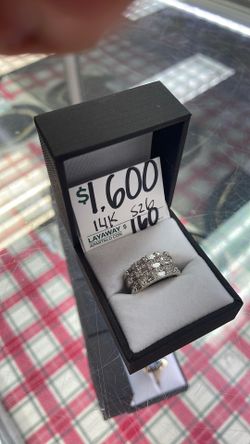 Women’s White 14k Gold Ring