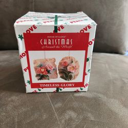 House Of Lloyd Timeless Glory Ornaments