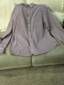 Men’s Untuckit Shirt, Brand New Condition, Sell New For About $80