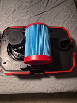Milwaukee vacuum