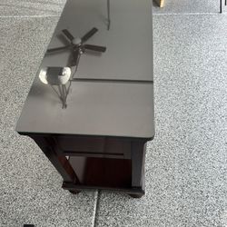 Ashley Consol Sofa Table