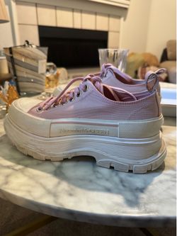 Alexander McQueen sneakers size 38 / 7