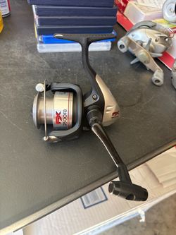 Nice Shimano 2500B spinning reel
