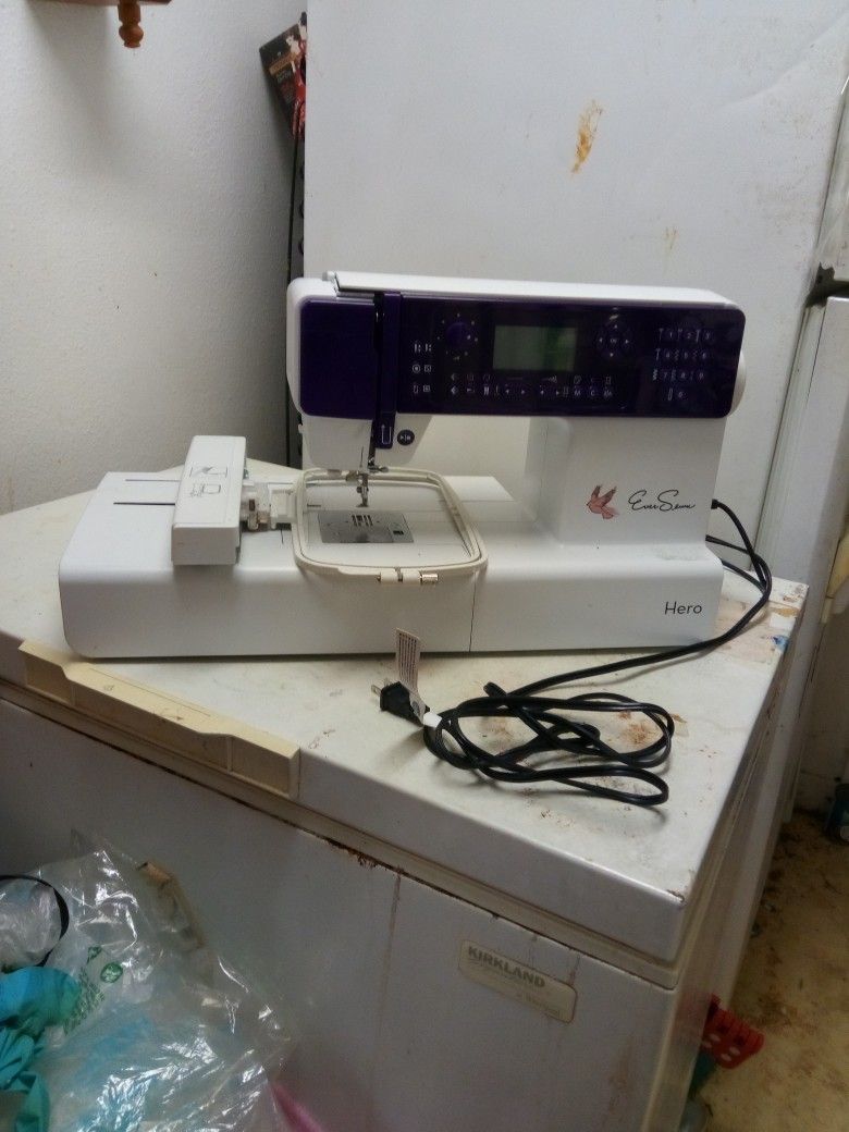 Eversewn Hero Sewing and Embroidery Machine