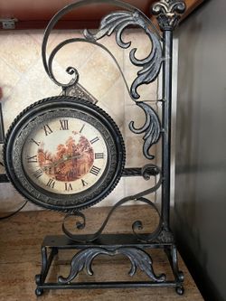 Metal Clock with mirror on the back