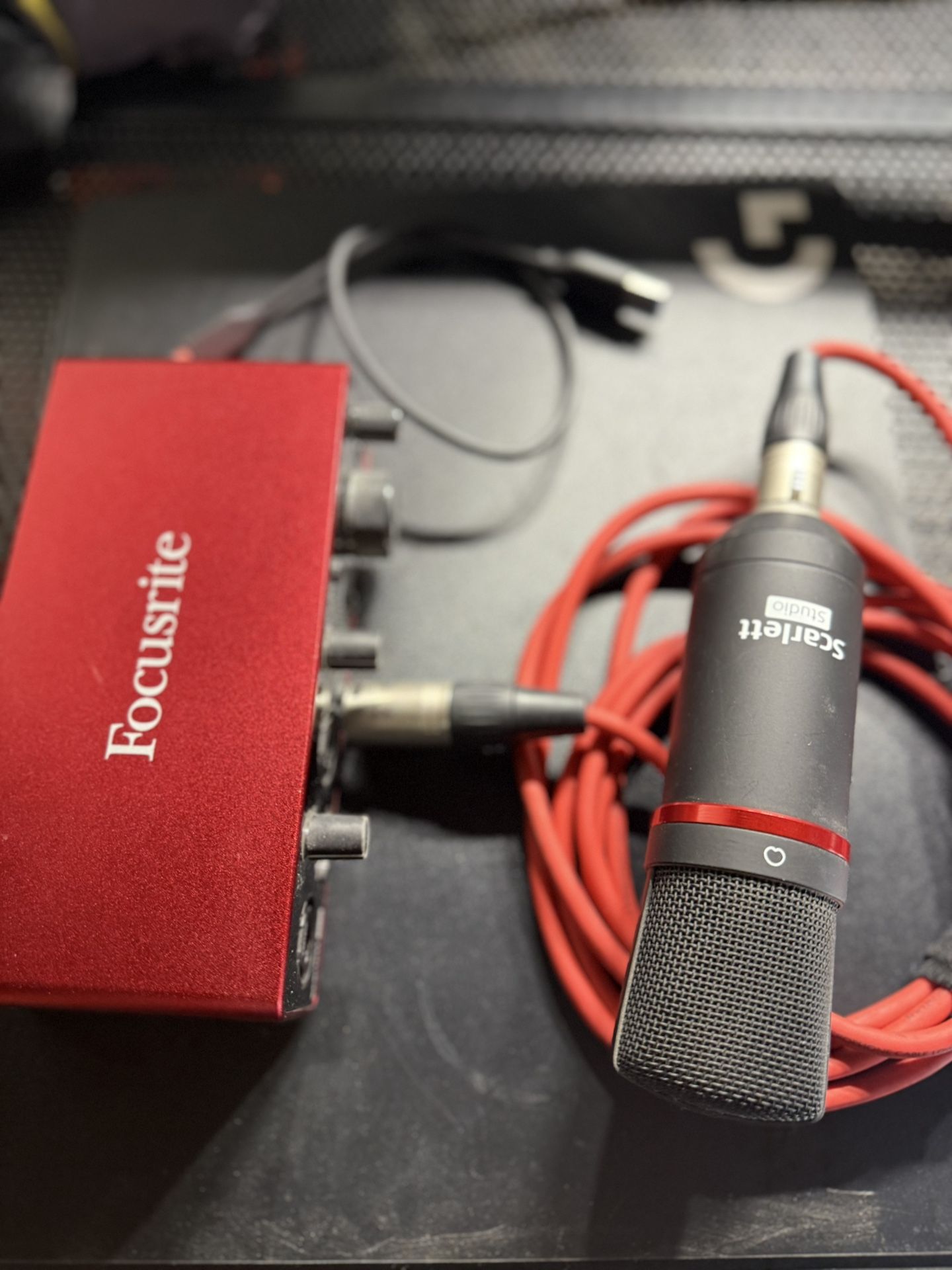 Focusrite Scarlett 2i2 USB C
