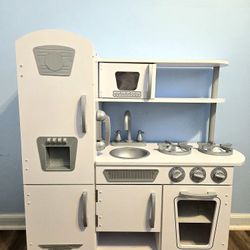 Toddler Play Kitchen