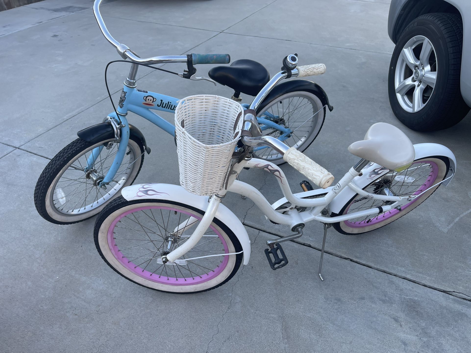 2 KIDS 20” BEACH CRUISER BIKES