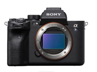 Sony A7S III Mirrorless Camera – In Box, Super Excellent Condition