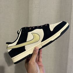 Nike Dunk “BLACK SUEDE” Size 9 (M)