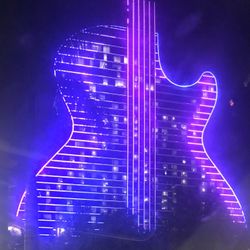 Spend 3 nights at the fabulous guitar hotel at 30/50 % discount .  HOLLYWOOD 