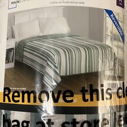 Mainstays King Size (104” X 90”) Green Vertical Stripe Microfiber Quilt, Reversible, Lightweight