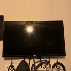 RCA 32 Inch Roku TV