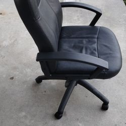 Office Chair - Black Faux Leather Ergonomic Swivel Desk Chair