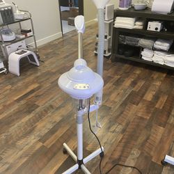 2 In 1 Facial Steamer And Maglamp 