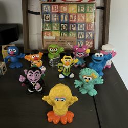 Sesame Street Toys And Blocks 