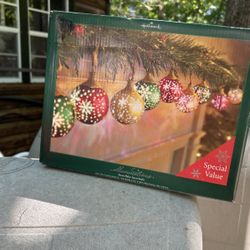 9 Piece Snowflake Snowballs 25 Dollars  New Power box 25 Dollars 