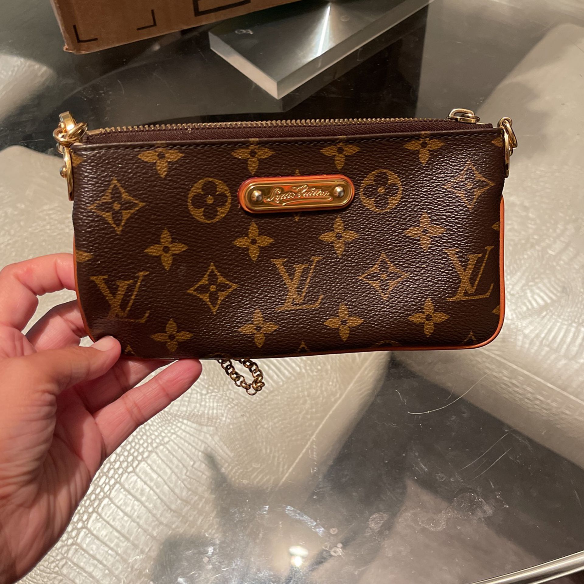 LV Bag for Sale in Round Rock, TX - OfferUp