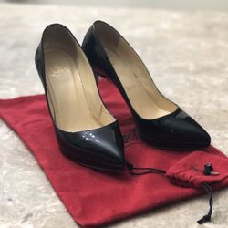 Pigalle Plato Louboutin
